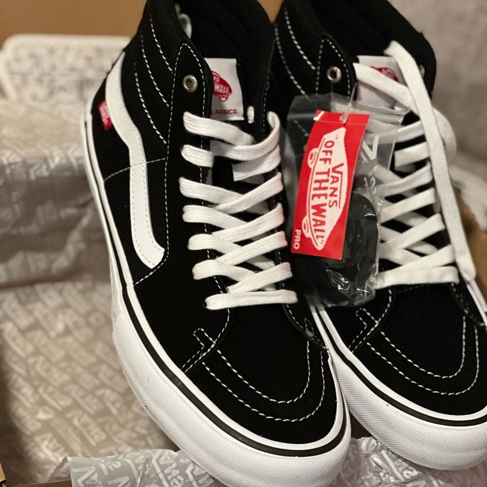 VANS SK8 High Pro Men size 10 (black/white)